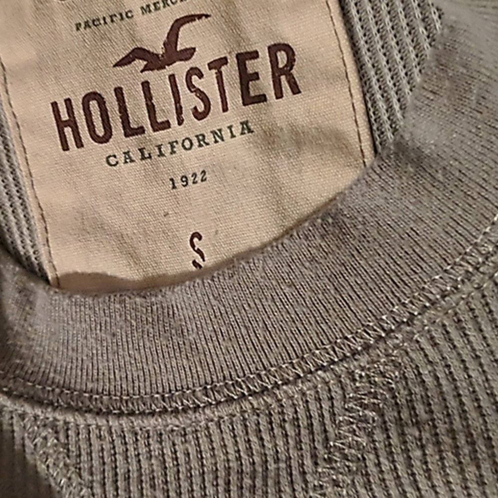 HOLLISTER - Picture 5 of 5